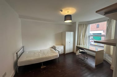 Grove Road, Lenton - Image 3